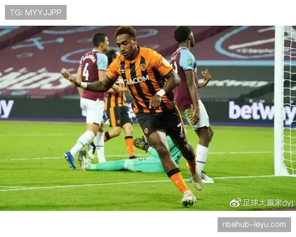 赫尔城反击犀利强势逆转,展现竞争力显著提升 赫尔城反击犀利强势逆转,展现竞争力显著提升