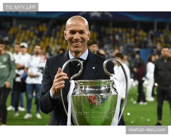 齐达内执教国家队，战术革新助力法国队冲击新辉煌