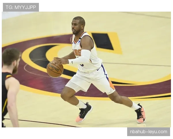 菲登独特跑动风格成制胜关键，持续高光表现闪耀足坛