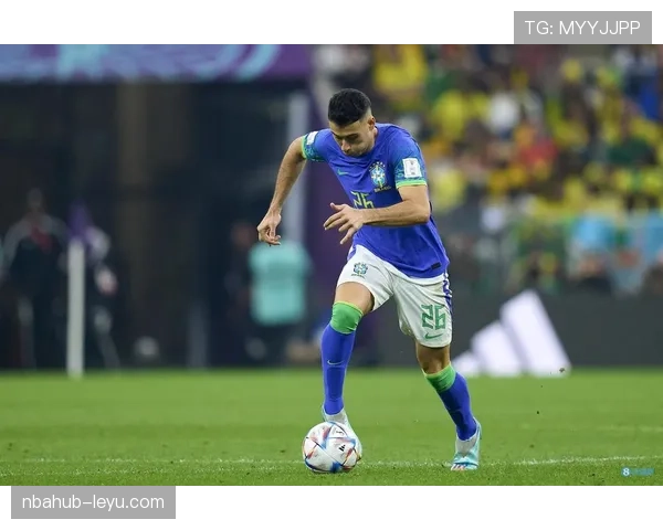 马丁内利无球跑动与纵深冲击分析