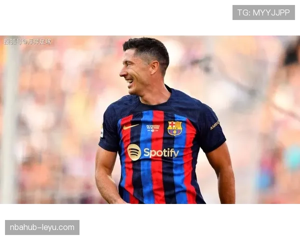 莱万多夫斯基每90分钟进球效率分析:是否达到历史顶级水准 莱万多夫斯基每90分钟进球效率分析:是否达到历史顶级水准